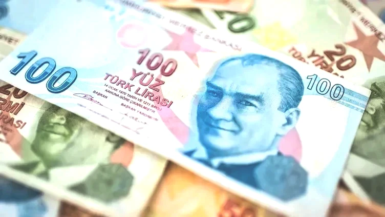 Emekli promosyonu 50 bin liraya dayandı: En yüksek emekli maaşı promosyonu veren banka belli oldu...