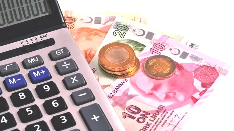 Emekli promosyonu 50 bin liraya dayandı: En yüksek emekli maaşı promosyonu veren banka belli oldu...